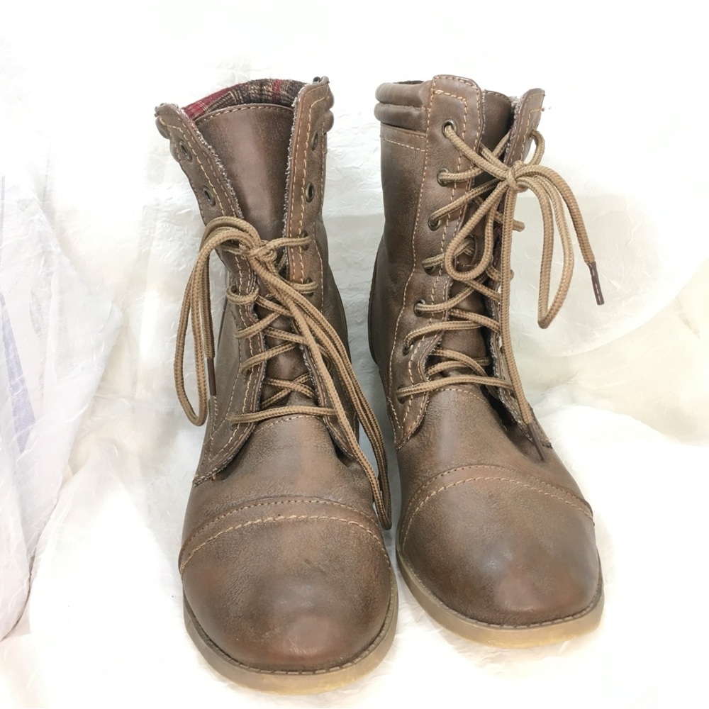 Cathy Jean Light Brown Lace-Up Boots with Plaid Lining -7- - Picture 2 of 16